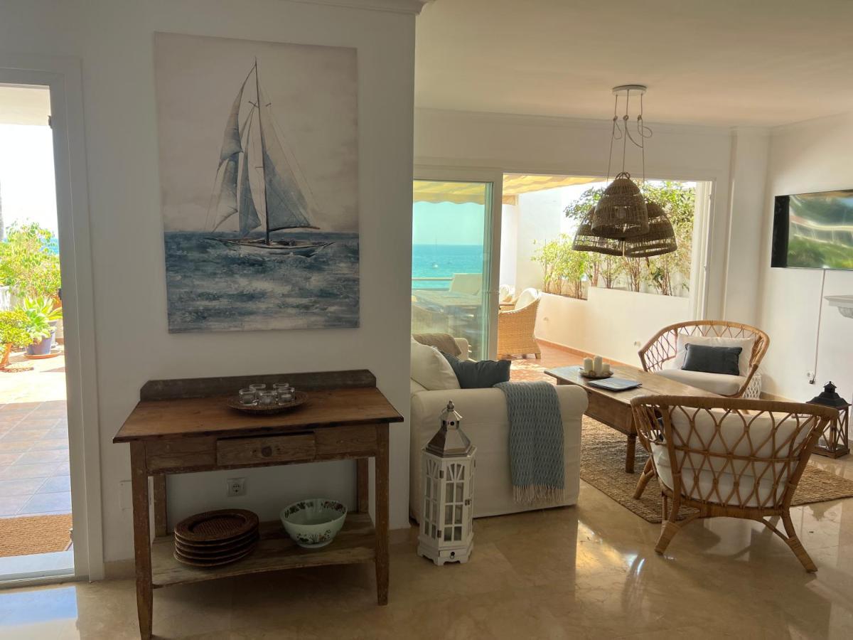 Playa Cristo Amazing Beach Terrace Appartment เอสเตโปนา ภายนอก รูปภาพ